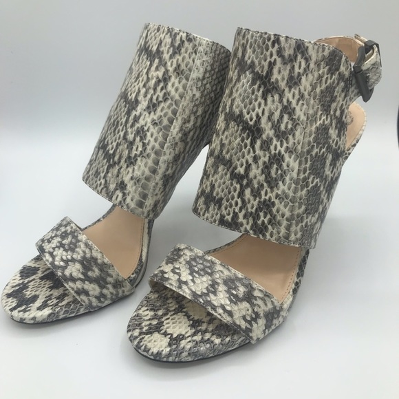 VINCE CAMUTO VANDY Snakeskin Heels - Picture 4 of 9